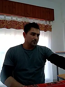 Bradd 32 online show from 30, 5, 2026