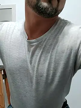 Bradd 32 online show from 6, 11, 2025