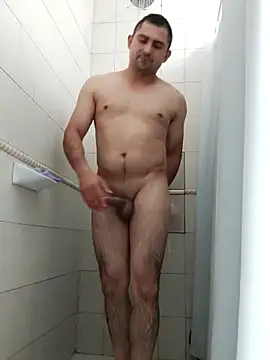 Bradd 32 online show from 3, 12, 2025