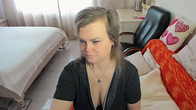 MildMature online show from 31, 5, 2026