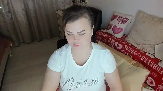 MildMature online show from 14, 2, 2025