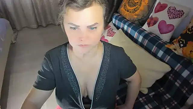 MildMature online show from 2, 12, 2025