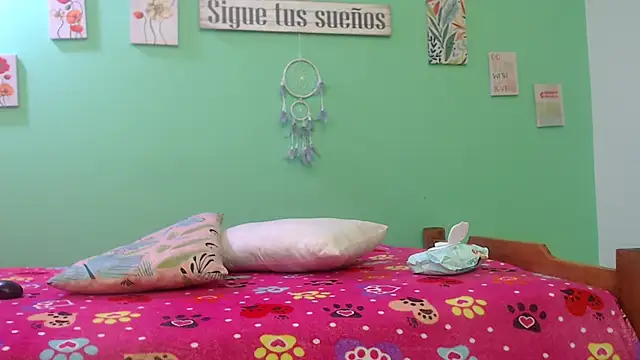 Snapshot of gatitasexygatitasexy chatting on 7, 11, 2025 gatitasexygatitasexy online show from 7, 11, 2025