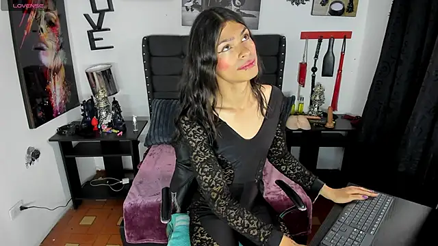 Snapshot of LunarisSmith chatting on 14, 2, 2026 LunarisSmith online show from 14, 2, 2026