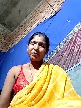 Savita992 online show from 4, 12, 2025