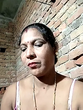 Savita992 online show from 5, 10, 2025