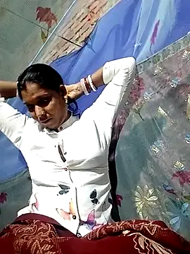 Savita992 online show from 4, 11, 2025