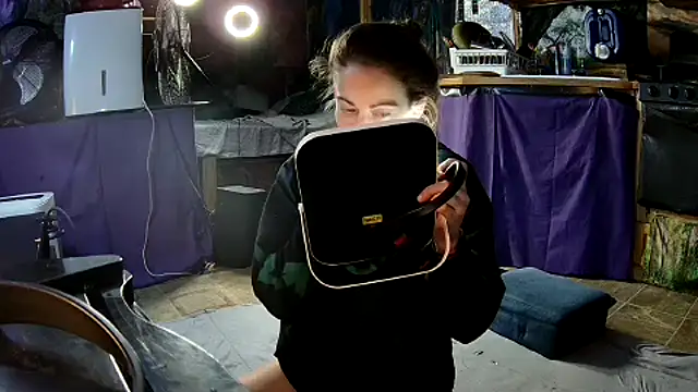 aquafoxy online show from 10, 9, 2025