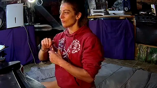 aquafoxy online show from 1, 10, 2025