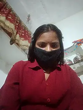 Snapshot of Daisygirl9 chatting on 13, 10, 2025 Daisygirl9 online show from 13, 10, 2025