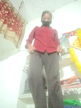 Snapshot of Daisygirl9 chatting on 19, 10, 2025 Daisygirl9 online show from 19, 10, 2025