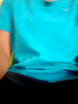 Snapshot of Daisygirl9 chatting on 7, 11, 2025 Daisygirl9 online show from 7, 11, 2025