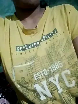 Snapshot of Daisygirl9 chatting on 24, 10, 2025 Daisygirl9 online show from 24, 10, 2025