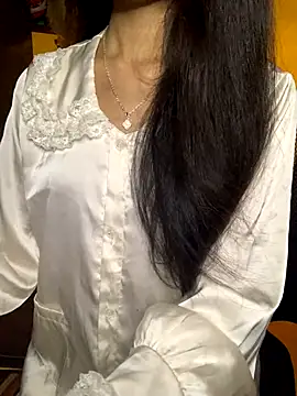 Nhinhi18 online show from 12, 10, 2025