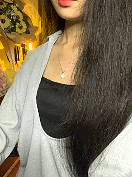 Nhinhi18 online show from 6, 11, 2025