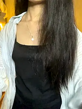 Nhinhi18 online show from 1, 11, 2025