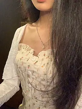 Nhinhi18 online show from 6, 4, 2026