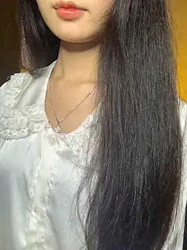 Nhinhi18 online show from 19, 12, 2025