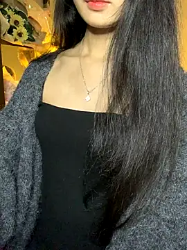 Nhinhi18 online show from 25, 11, 2025