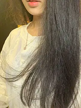 Nhinhi18 online show from 12, 4, 2026