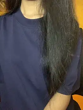 Nhinhi18 online show from 12, 9, 2025