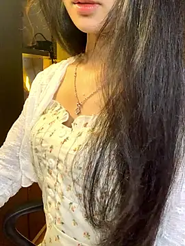 Nhinhi18 online show from 24, 3, 2026