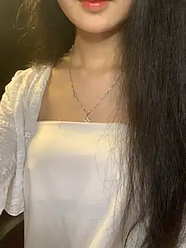 Nhinhi18 online show from 12, 5, 2026