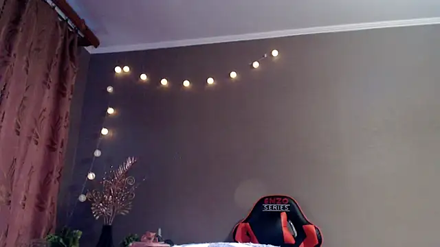 Iris lave online show from 31, 3, 2026