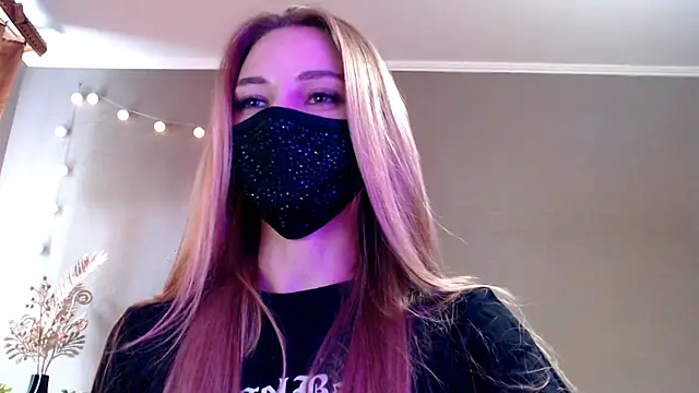 Iris lave online show from 9, 5, 2026