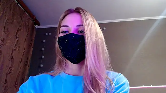 Iris lave online show from 5, 12, 2025