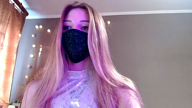 Iris lave online show from 11, 5, 2026