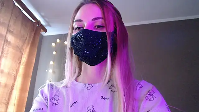 Iris lave online show from 11, 9, 2025