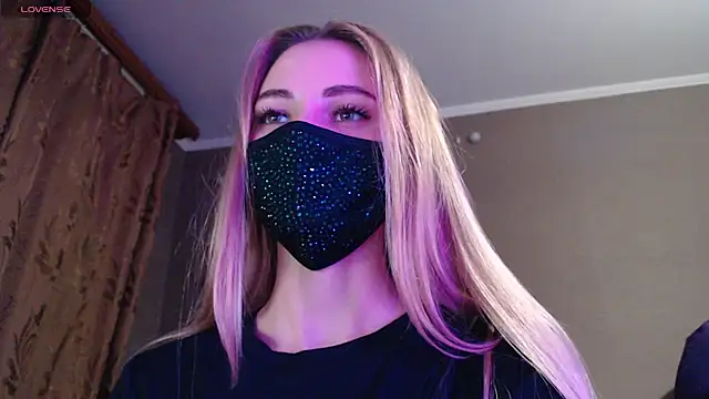 Iris lave online show from 30, 10, 2025