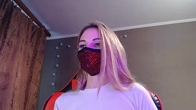 Iris lave online show from 24, 10, 2025