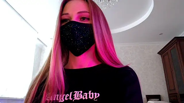 Iris lave online show from 7, 6, 2026