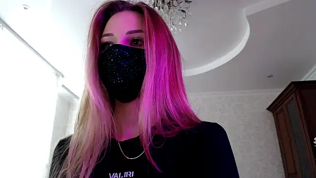Iris lave online show from 9, 7, 2026