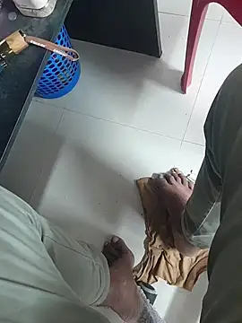 hackyourpussyxh online show from 24, 10, 2025