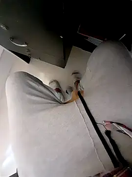 hackyourpussyxh online show from 27, 11, 2025