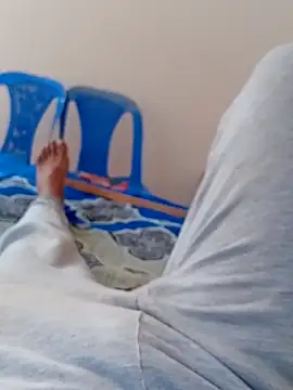 hackyourpussyxh online show from 6, 2, 2026