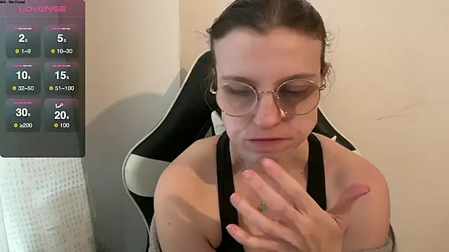 BustyKellyXXX online show from 11, 2, 2026