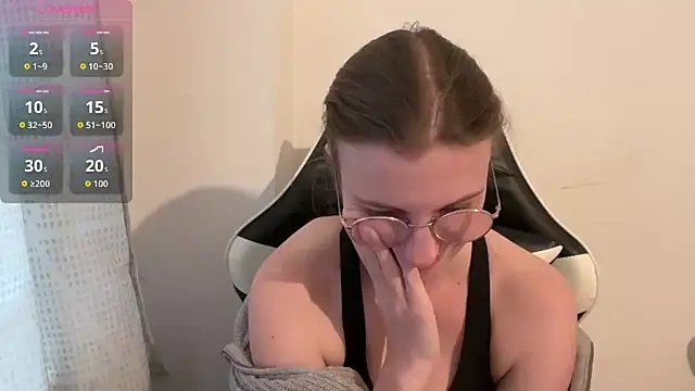 BustyKellyXXX online show from 18, 2, 2026