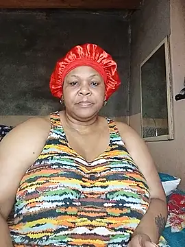 Snapshot of Moretl chatting on 5, 6, 2026 Moretl online show from 5, 6, 2026