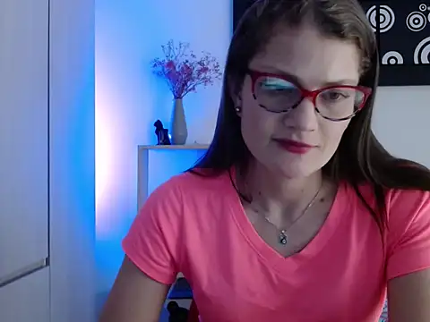 Camila-ventura online show from 21, 10, 2025