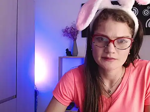 Camila-ventura online show from 28, 10, 2025