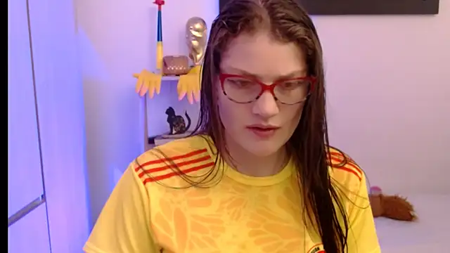 Camila-ventura online show from 18, 6, 2026