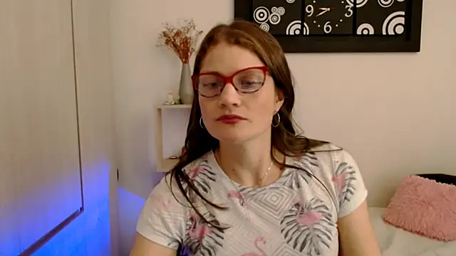 Camila-ventura online show from 7, 2, 2026