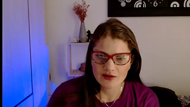 Camila-ventura online show from 8, 2, 2026