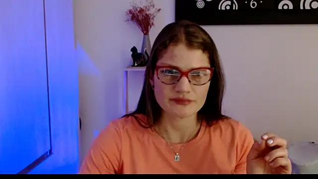 Camila-ventura online show from 11, 2, 2026