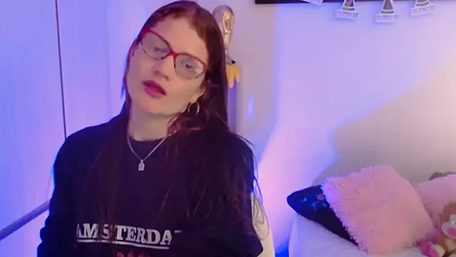 Camila-ventura online show from 24, 6, 2026