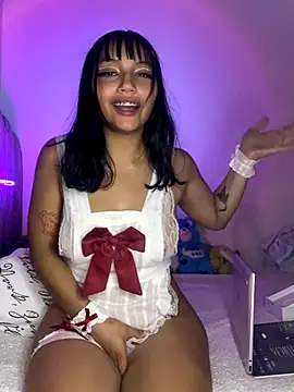 Maddy w online show from 8, 11, 2025